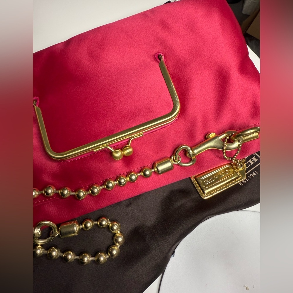 Coach Amanda Turnlock Kisslock Pink and Orange Chain Foldover Clutch Gold - Picture 8 of 8
